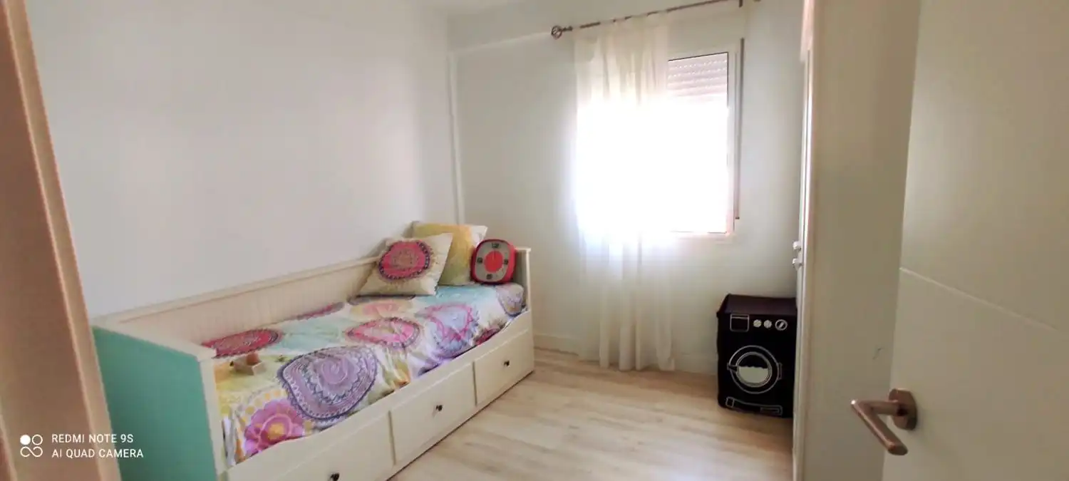 Habitación de Piso de alquiler en Málaga con Aire acondicionado, Amueblado y Balcón