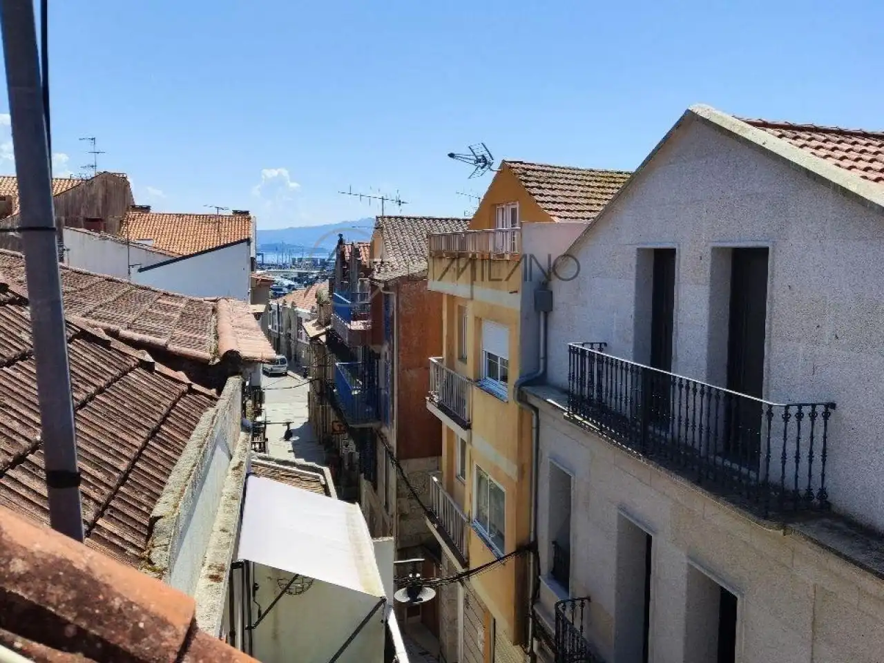Exterior view of Houses for sale in Cangas pueblo