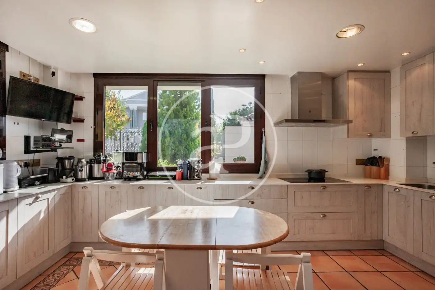 Cocina de Casa o chalet en venta en Pozuelo de Alarcón con Aire acondicionado, Calefacción y Jardín privado