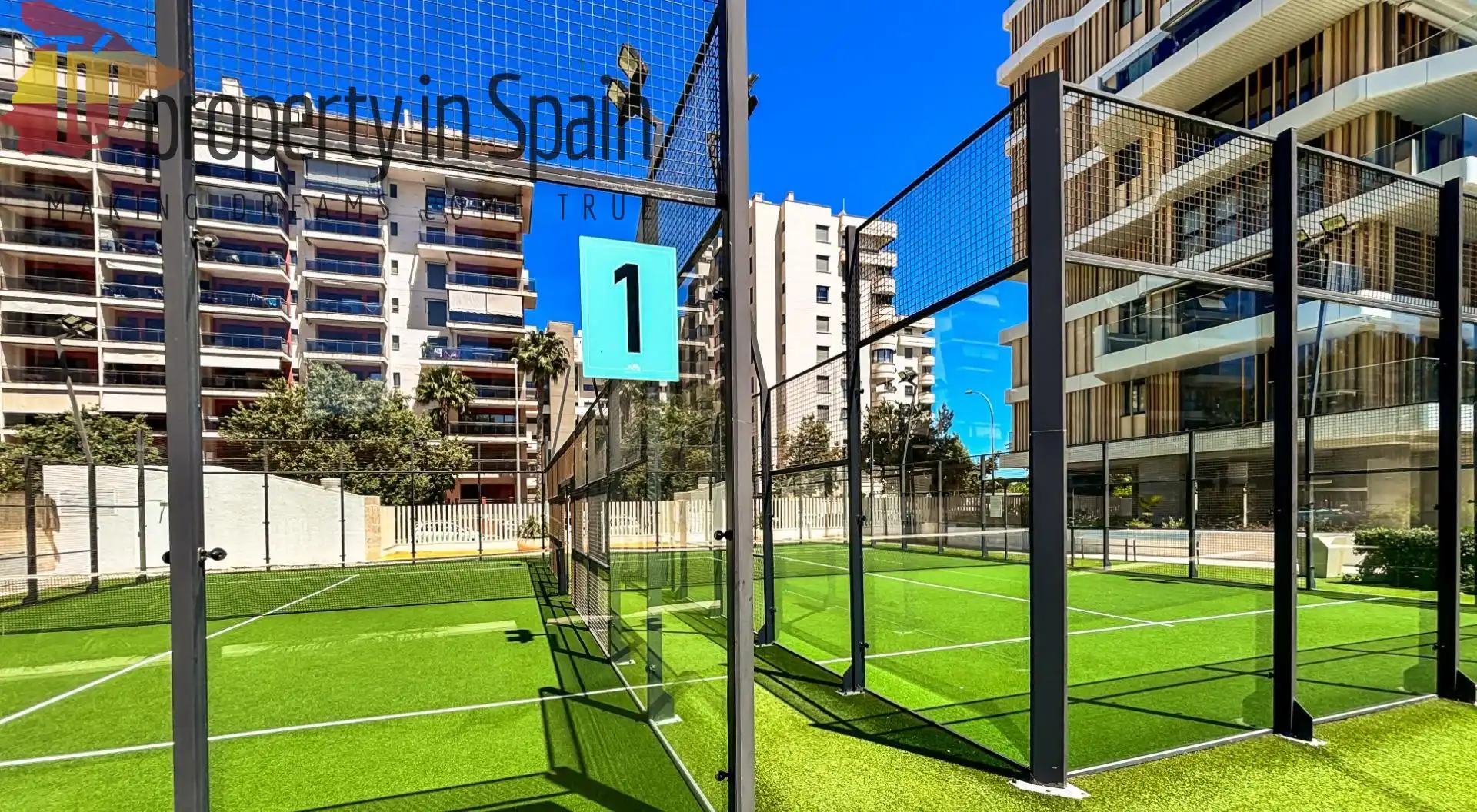 Vista exterior de Piso para compartir en Alicante / Alacant con Terraza, Amueblado y Piscina comunitaria