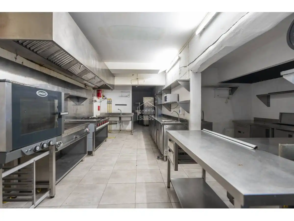 Local comercial en venta en Cala en Blanes, imagen 8