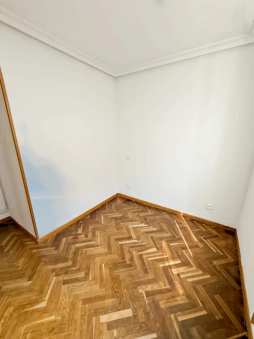 Wohnung zur Miete in Calle de Pinos Baja, Valdeacederas