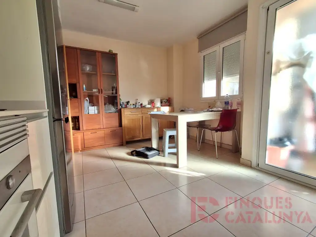 Kitchen of Flat for sale in Girona  with Furnished and Balcony