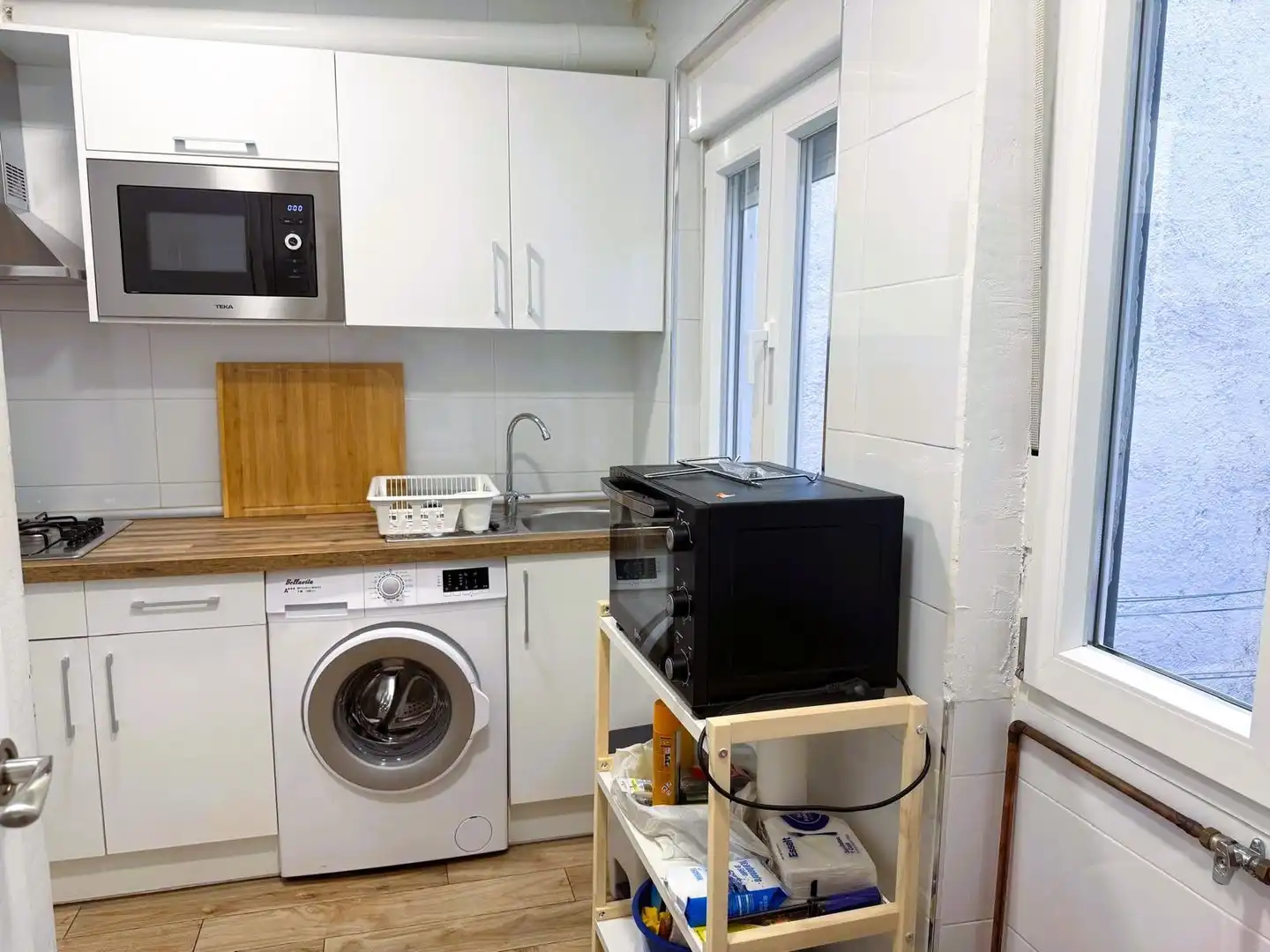 Kitchen of Flat for rent in Ronda