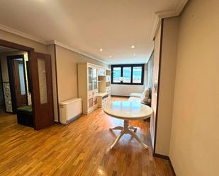 Dormitori de Pis en venda en Mieres (Asturias) amb Calefacció, Parquet i Terrassa