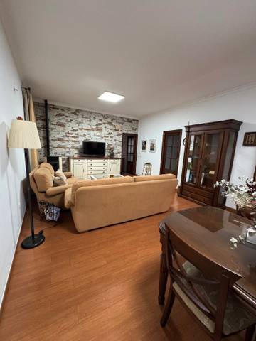 Casa-chalet en Venta en Tocina