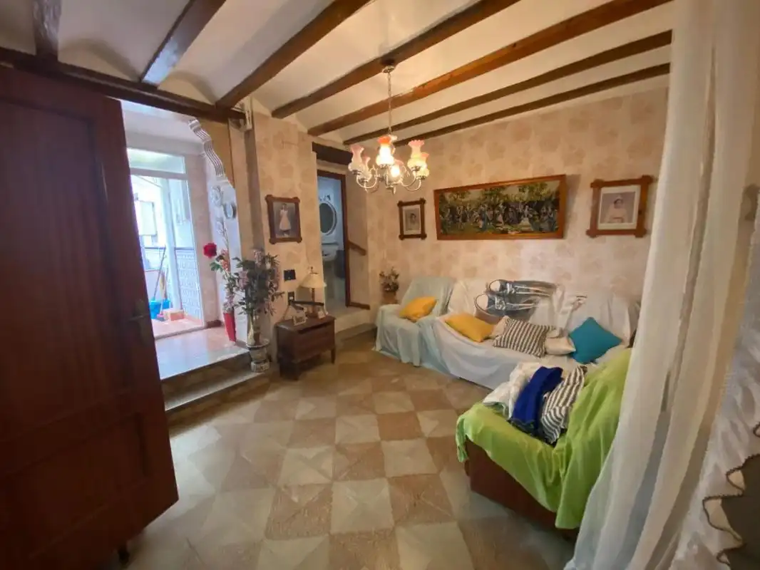 Casa amb jardí en venda a Carrer Sant Pere, imagen 3