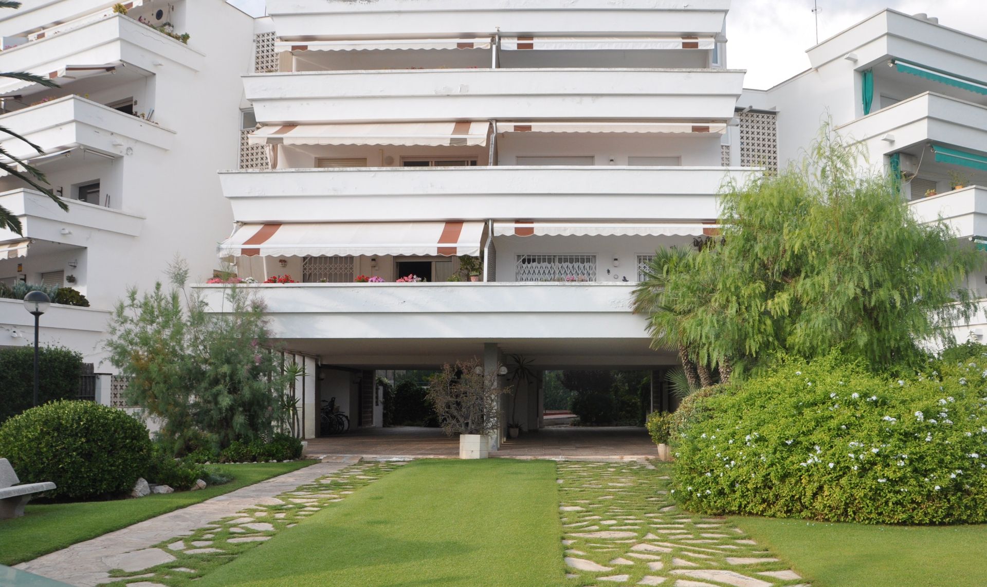 Exterior view of Apartment for rent in Sitges  with Air Conditioner, Heating and Parquet flooring