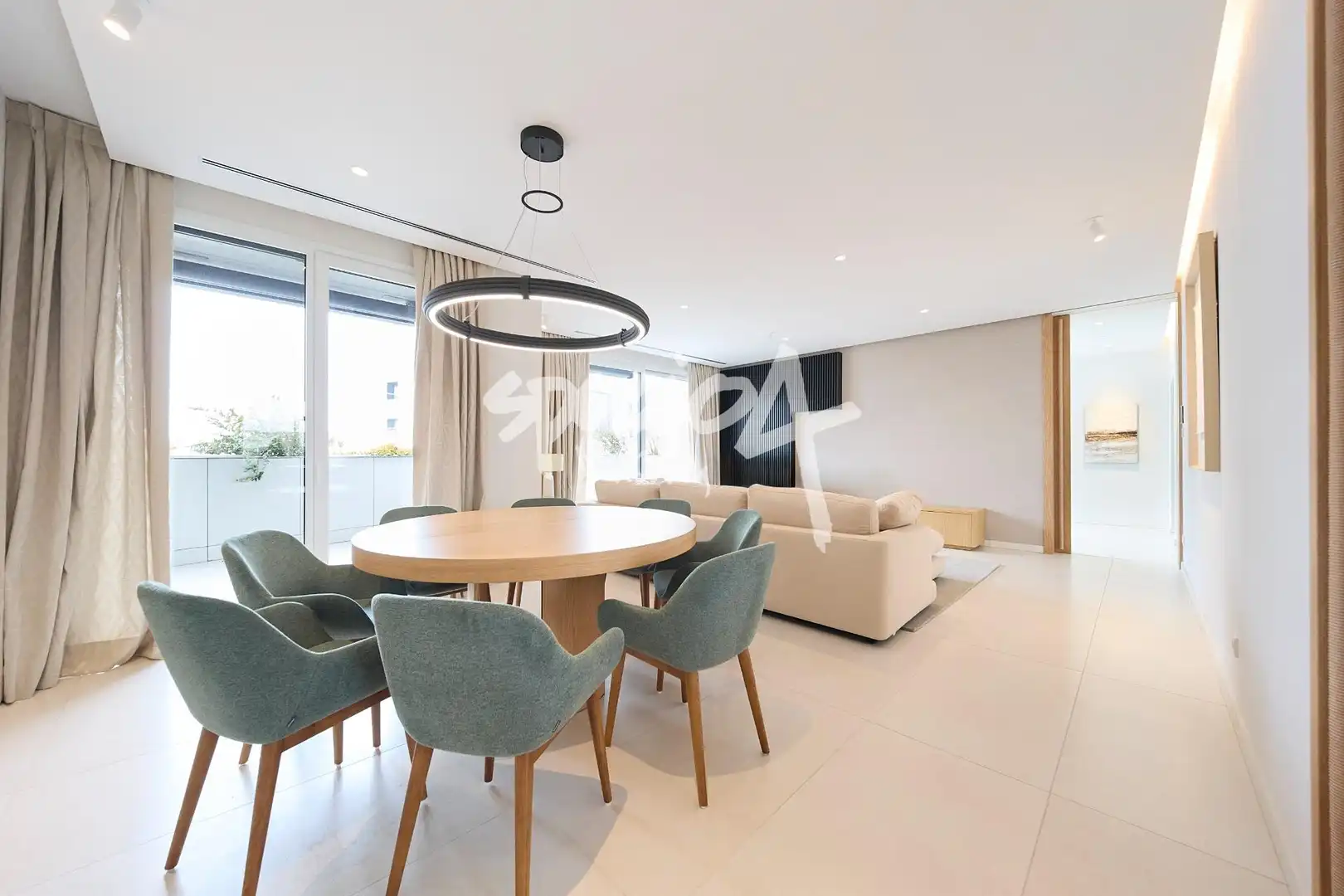 Comedor de Ático de alquiler en Pozuelo de Alarcón con Aire acondicionado, Calefacción y Jardín privado