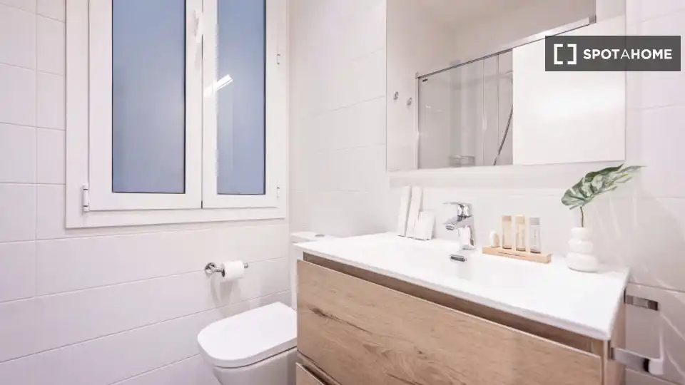 Flat with terrace to rent in Eixample, imagen 9