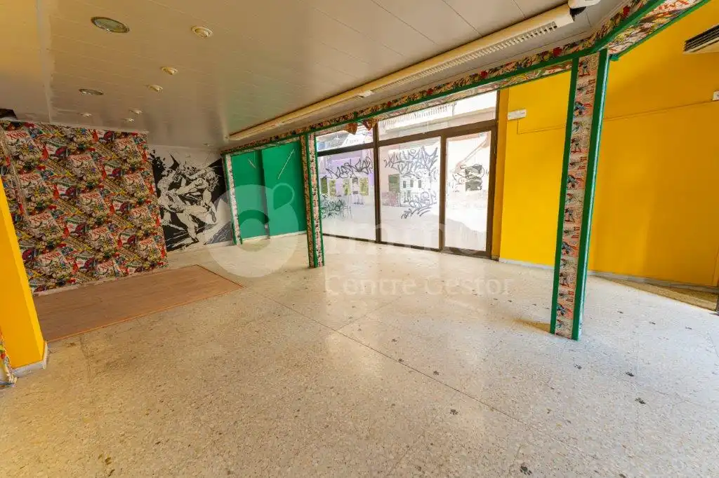 Gewerbefläche zum Verkauf in Carrer Igualada, imagen 4