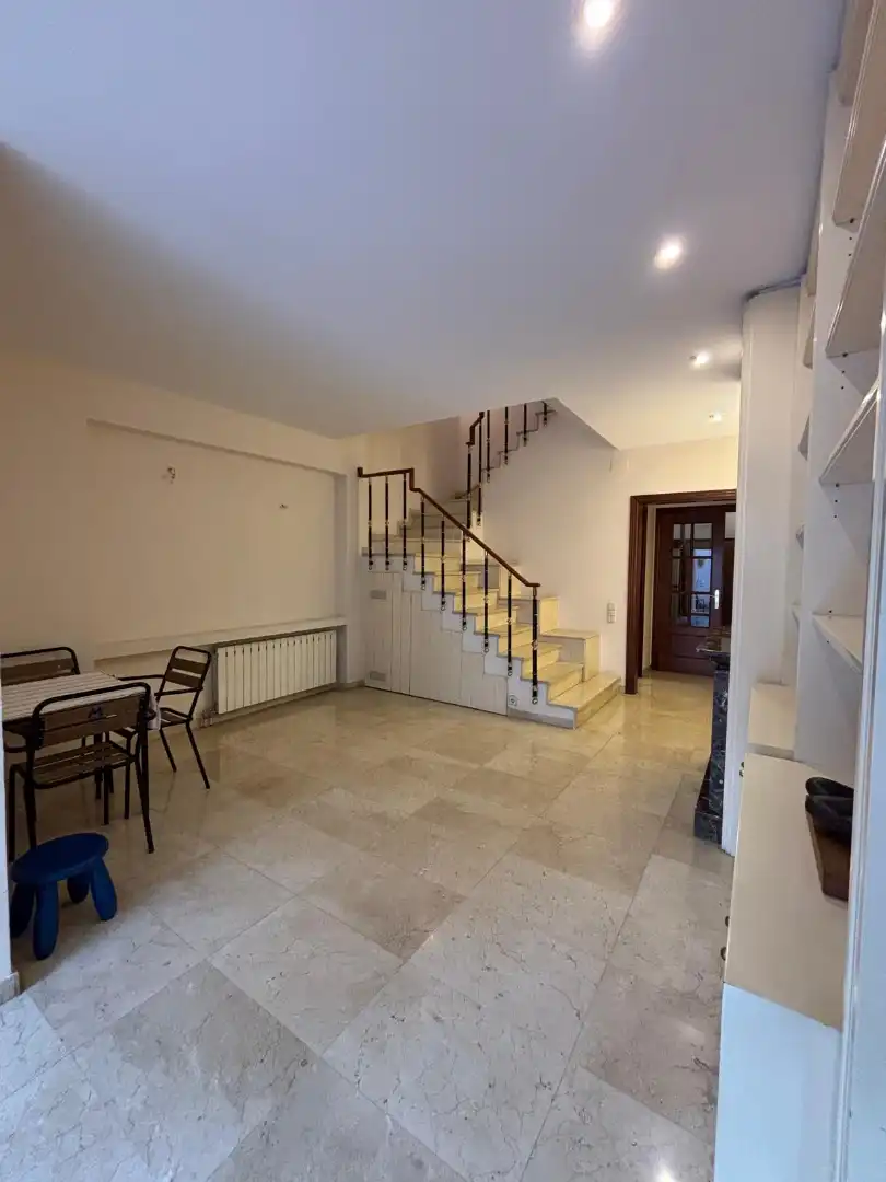 Houses for sale in L'Hospitalet de Llobregat  with Air Conditioner, Heating and Private garden