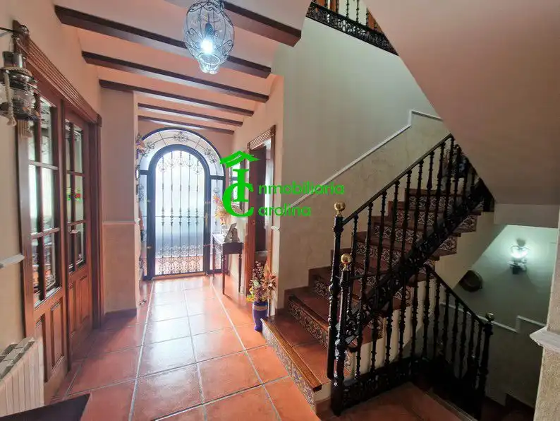 Houses for sale in La Carolina  with Air Conditioner, Heating and Private garden