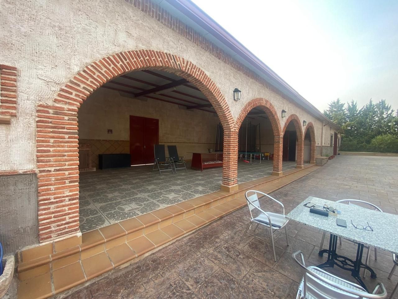 Terraza de Finca rústica en venta en Tarancón con Aire acondicionado, Jardín privado y Piscina