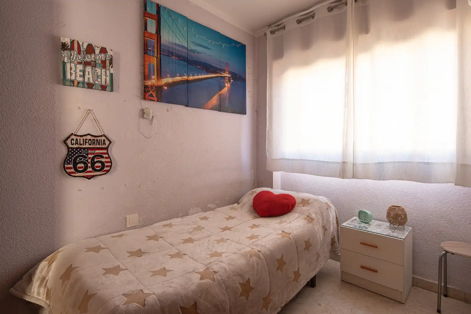 Habitación de Casa adosada en venta en Huétor Vega con Aire acondicionado, Terraza y Amueblado