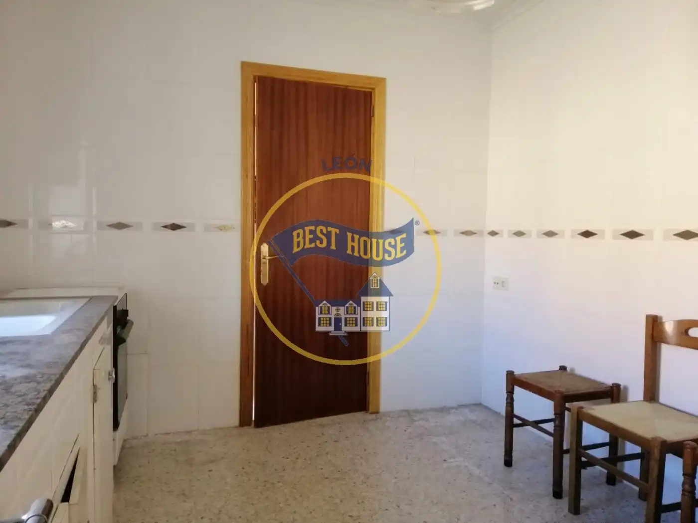 Casa o xalet en venda en Rioseco de Tapia amb Traster i Balcó