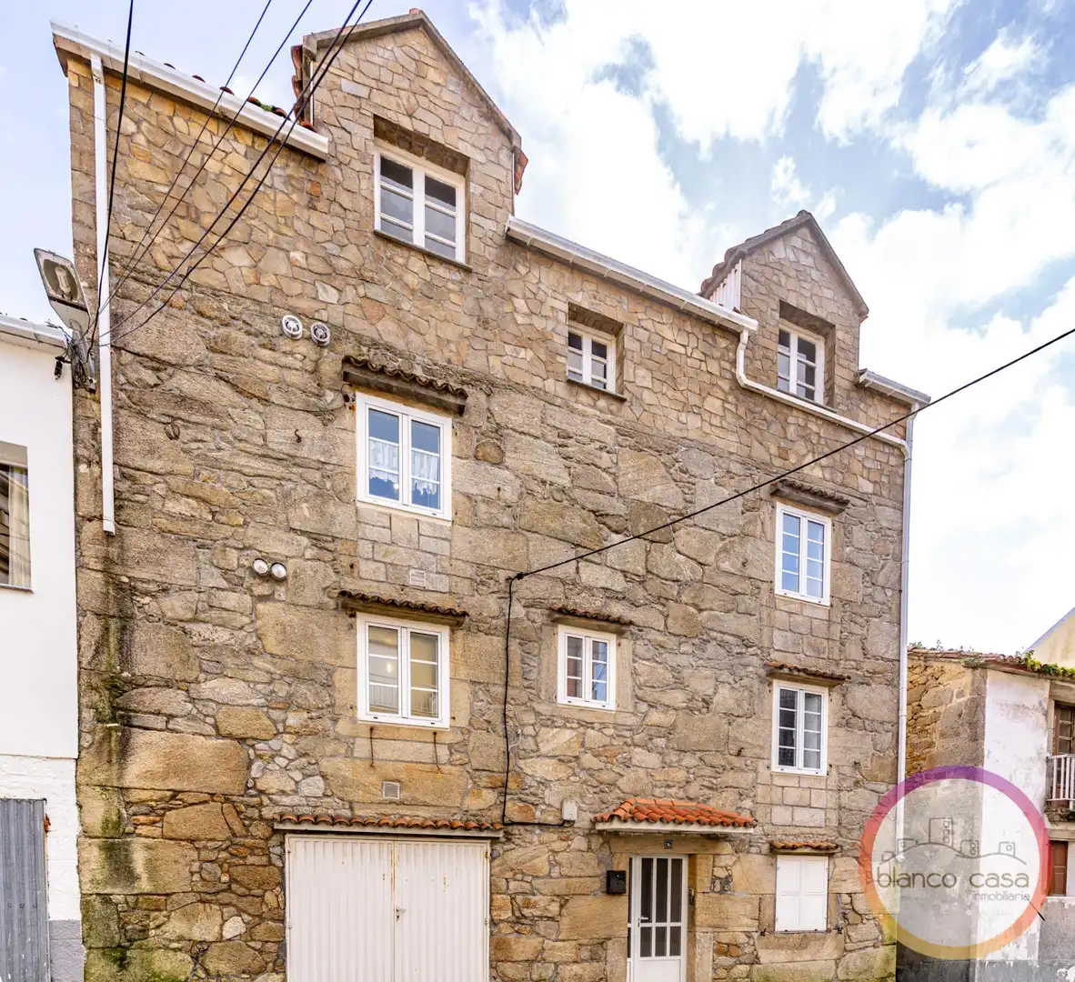 Exterior view of Houses for sale in Laxe  with Heating and Terrace