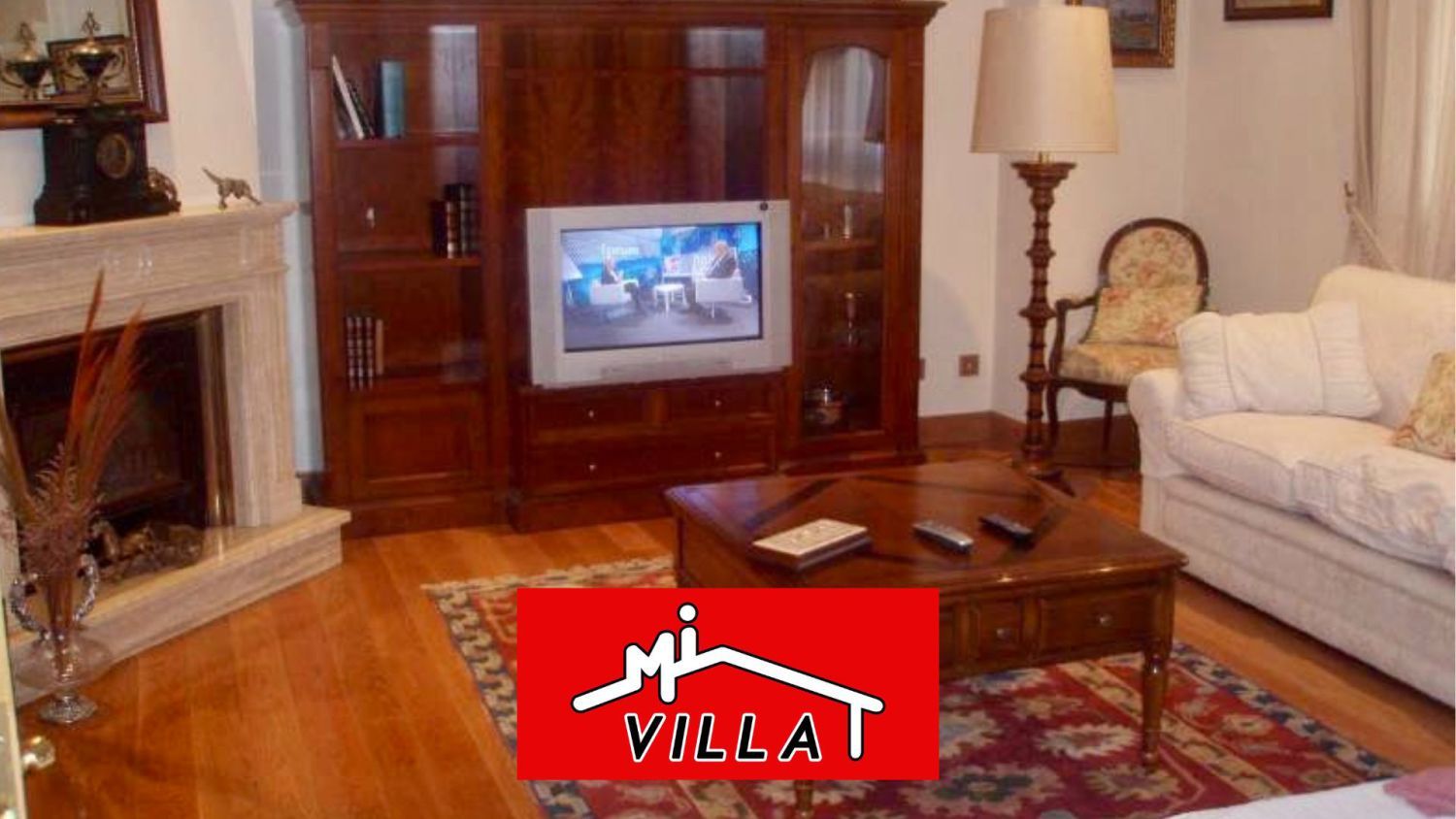 Sala de estar de Casa o chalet en venta en Laredo con Terraza, Amueblado y Balcón