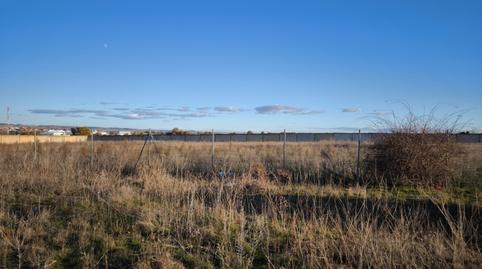 Foto 2 de Residencial en venda a Calle la Raya, 15, Oteruelo, León