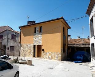 Vista exterior de Casa o xalet de lloguer en Villavieja del Lozoya amb Calefacció