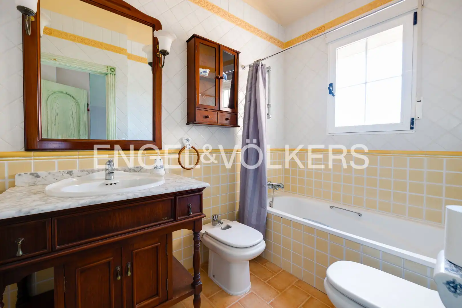 Baño de Finca rústica en venta en Torrevieja con Aire acondicionado, Calefacción y Jardín privado
