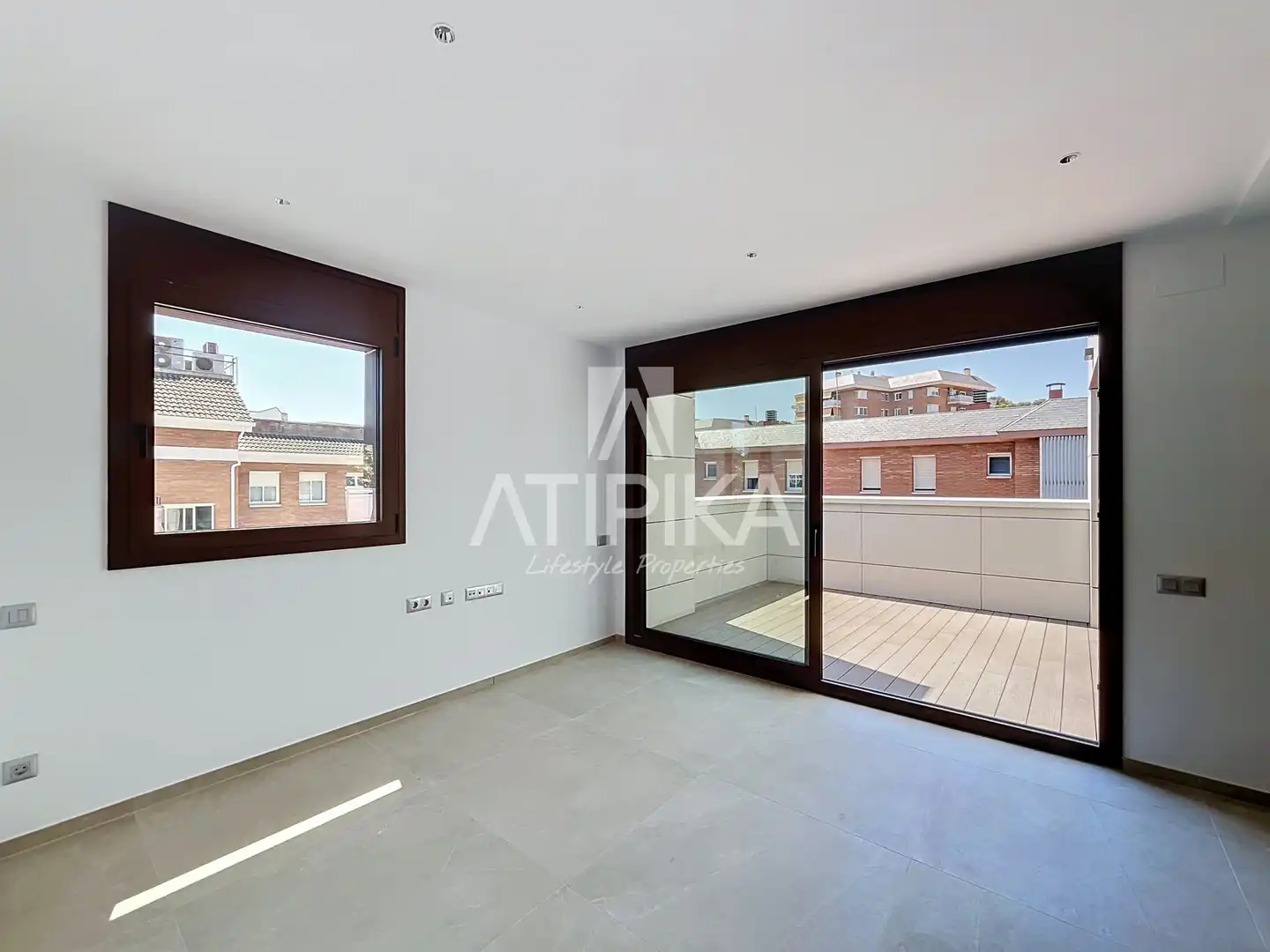 Habitación de Ático en venta en Castelldefels con Aire acondicionado, Calefacción y Horno