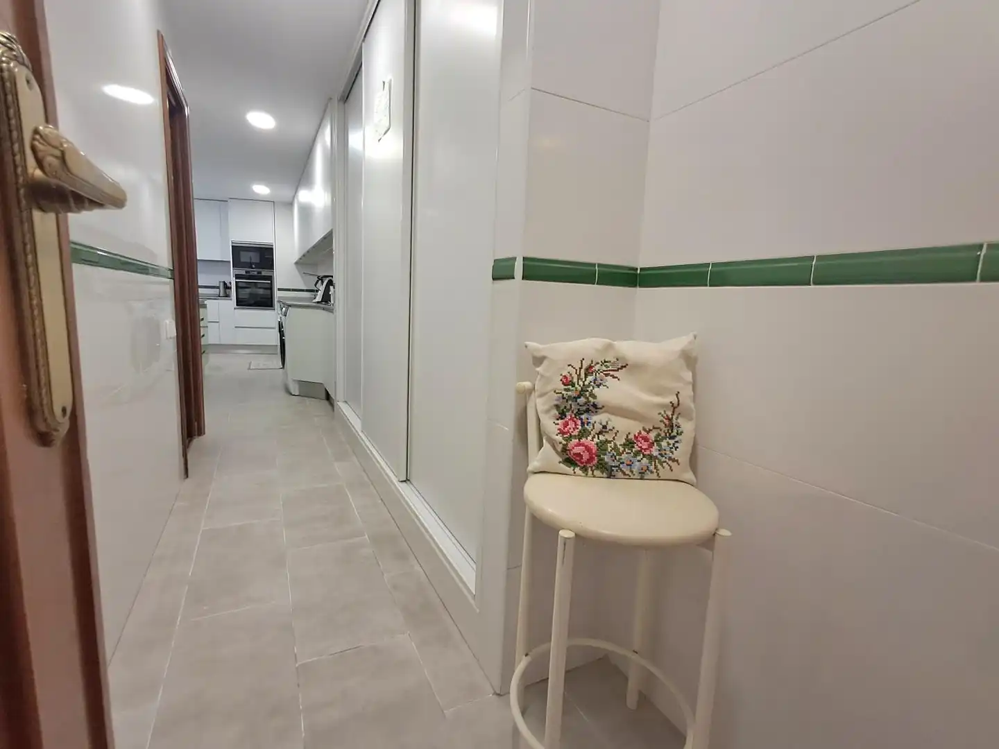 Flat for sale in Madrid  with Air Conditioner, Heating and Private garden