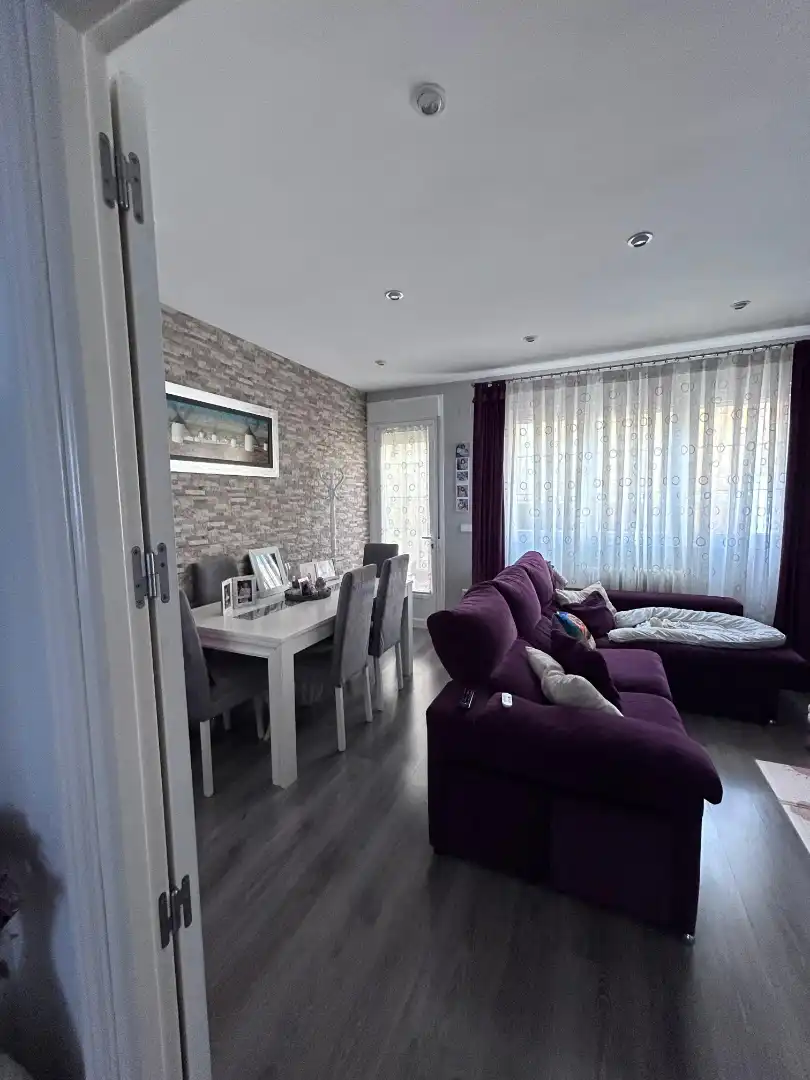 Sala de estar de Casa adosada en venta en Campo de Criptana con Aire acondicionado, Calefacción y Trastero