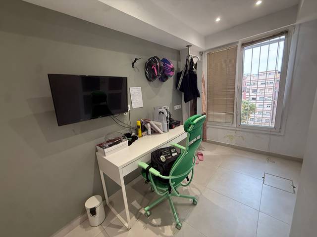 Piso en Venta en Carrer d'Ercilla en El Guinardó