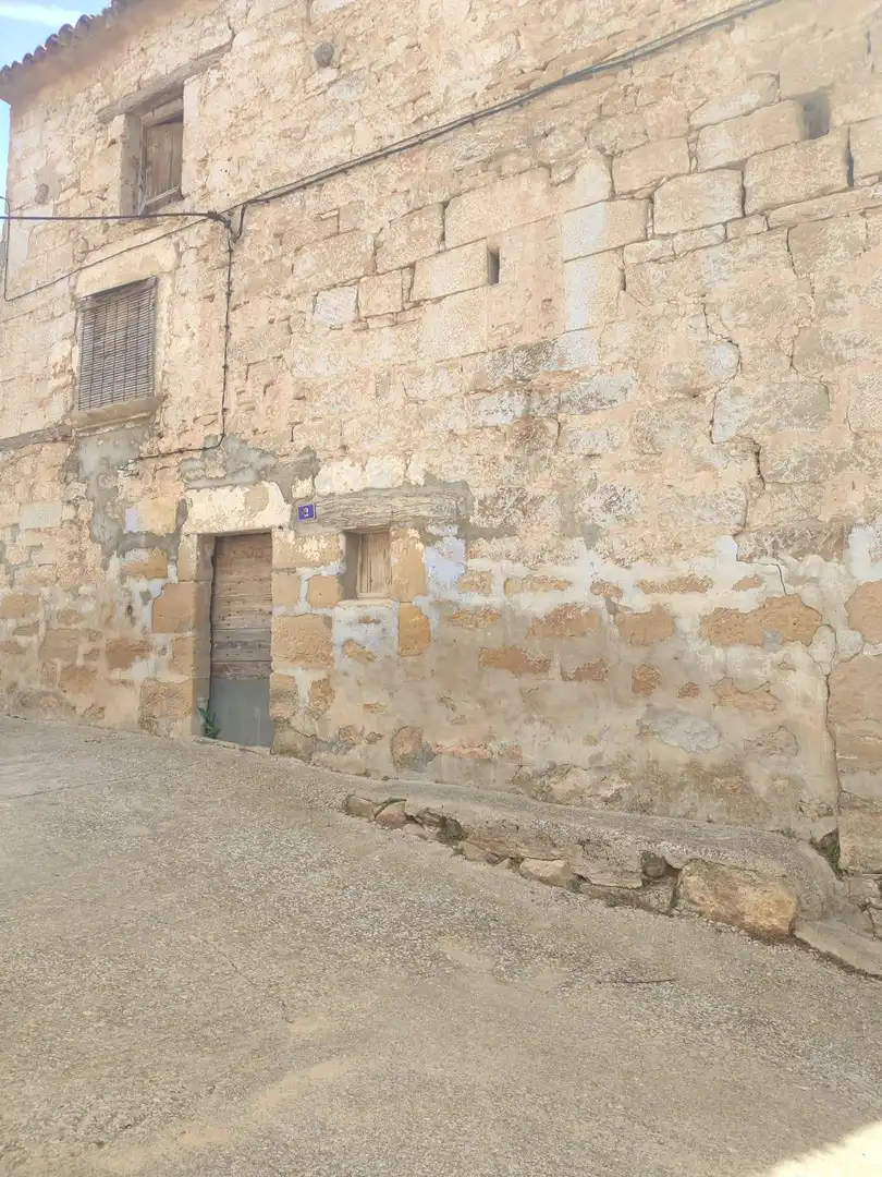 Casa rústica amb terrassa en venda a Mazaleón, imagen 5