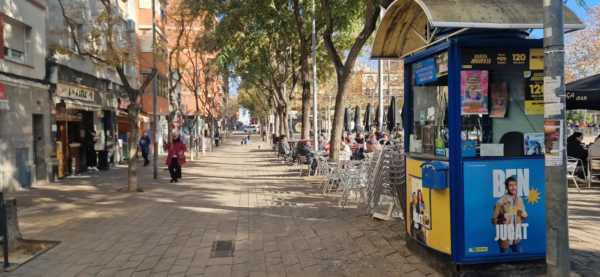 Außenansicht von Garage zum Verkauf in Sant Boi de Llobregat