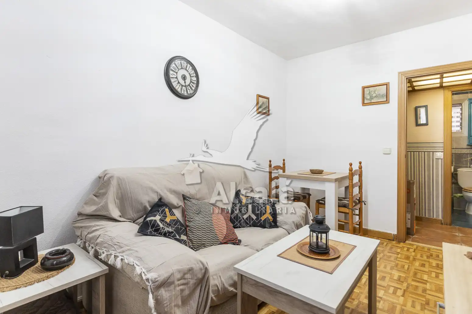Living room of Flat for sale in Alcalá de Henares  with Air Conditioner, Heating and Terrace