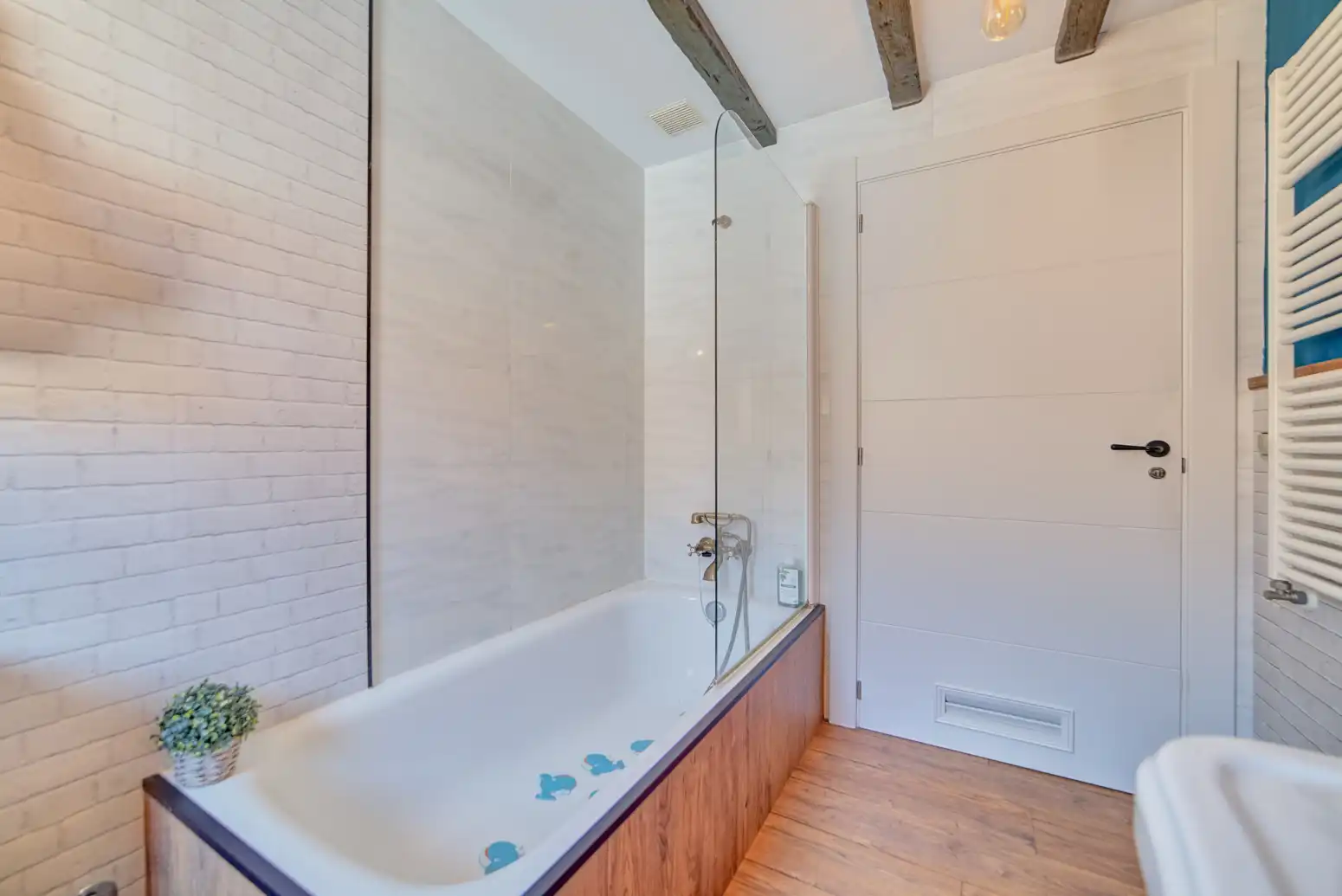Baño de Casa o chalet en venta en Orkoien con Calefacción, Parquet y Terraza