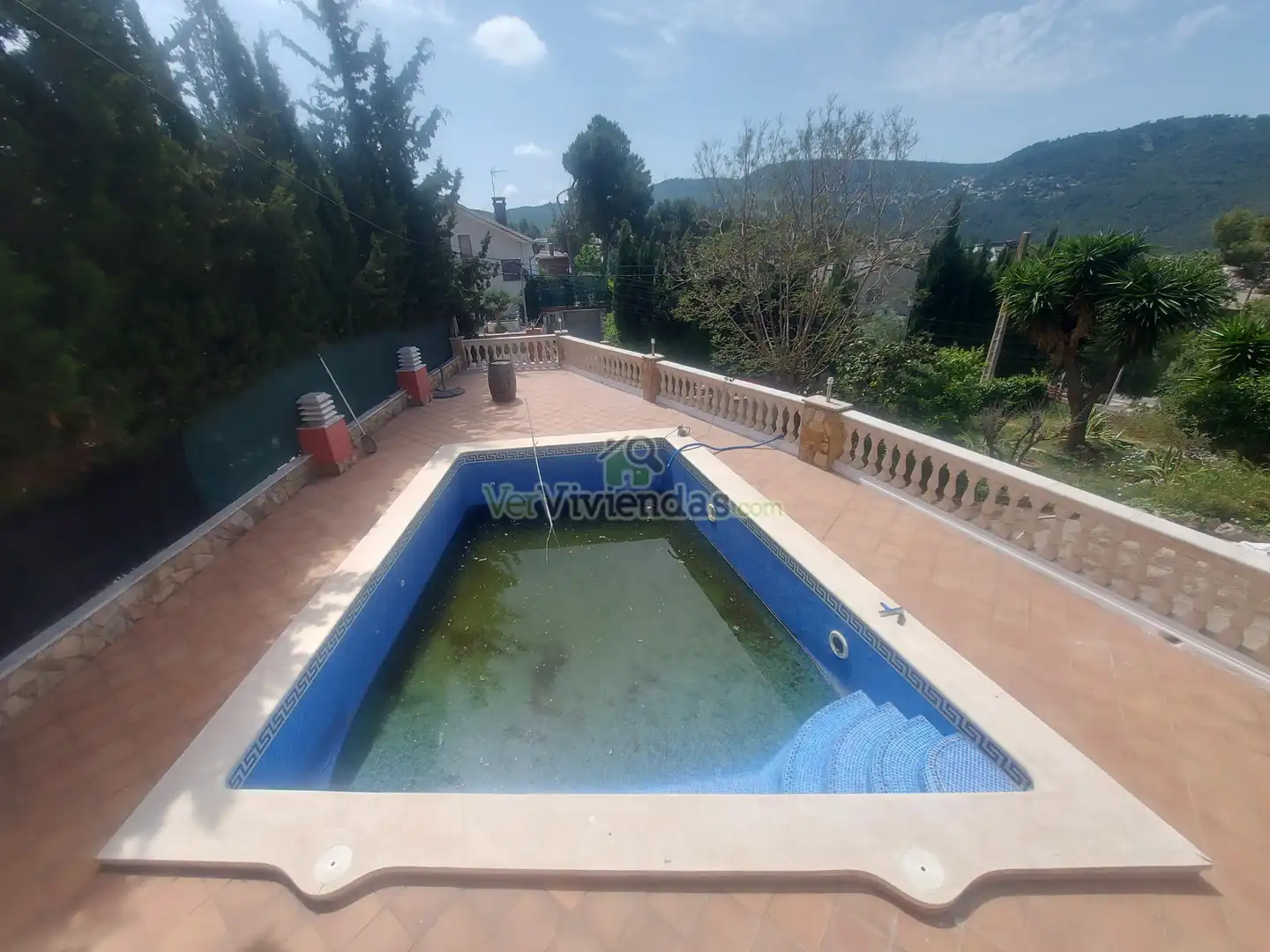 Piscina de Casa o xalet en venda en Vallirana amb Calefacció, Jardí privat i Terrassa