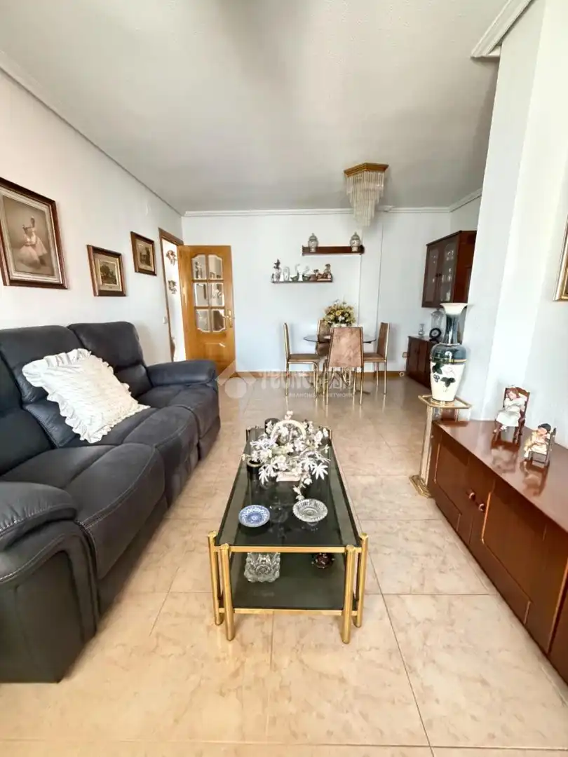 Living room of Flat for sale in Fuenlabrada  with Air Conditioner, Heating and Terrace