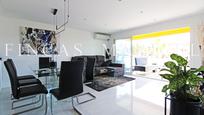 Living room of Flat for sale in Sitges  with Air Conditioner, Heating and Terrace