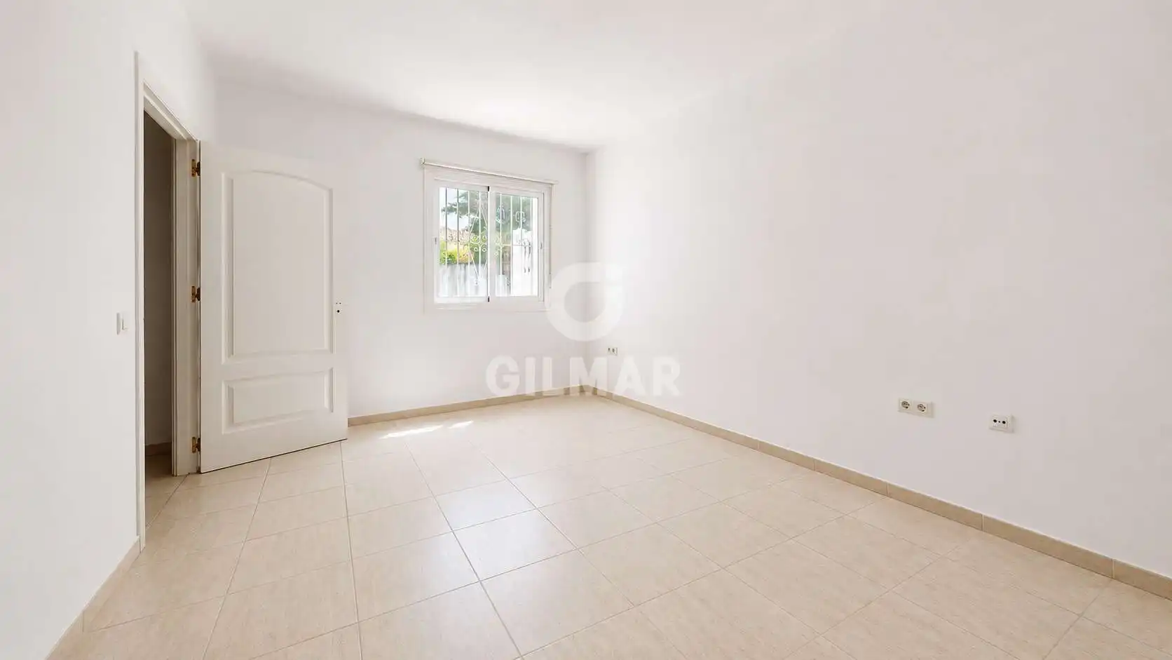 Habitación de Casa o chalet en venta en Benalmádena con Jardín privado y Piscina