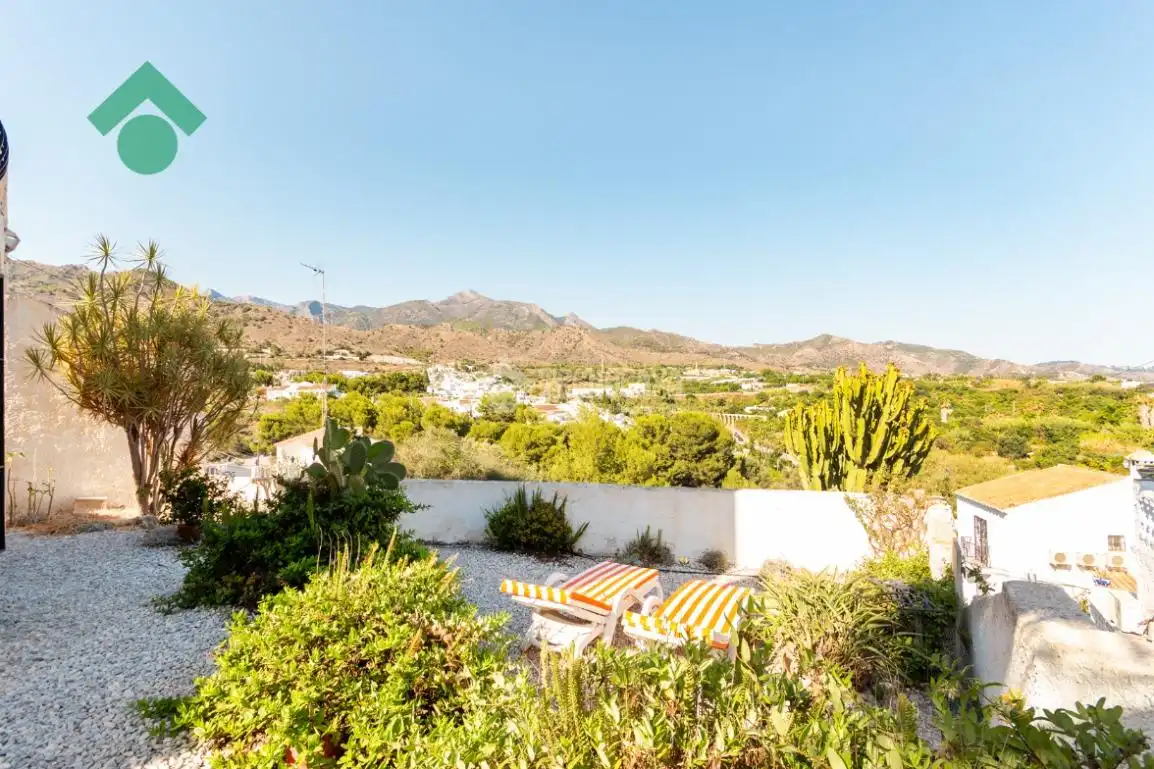 Vista exterior de Casa o chalet en venta en Nerja