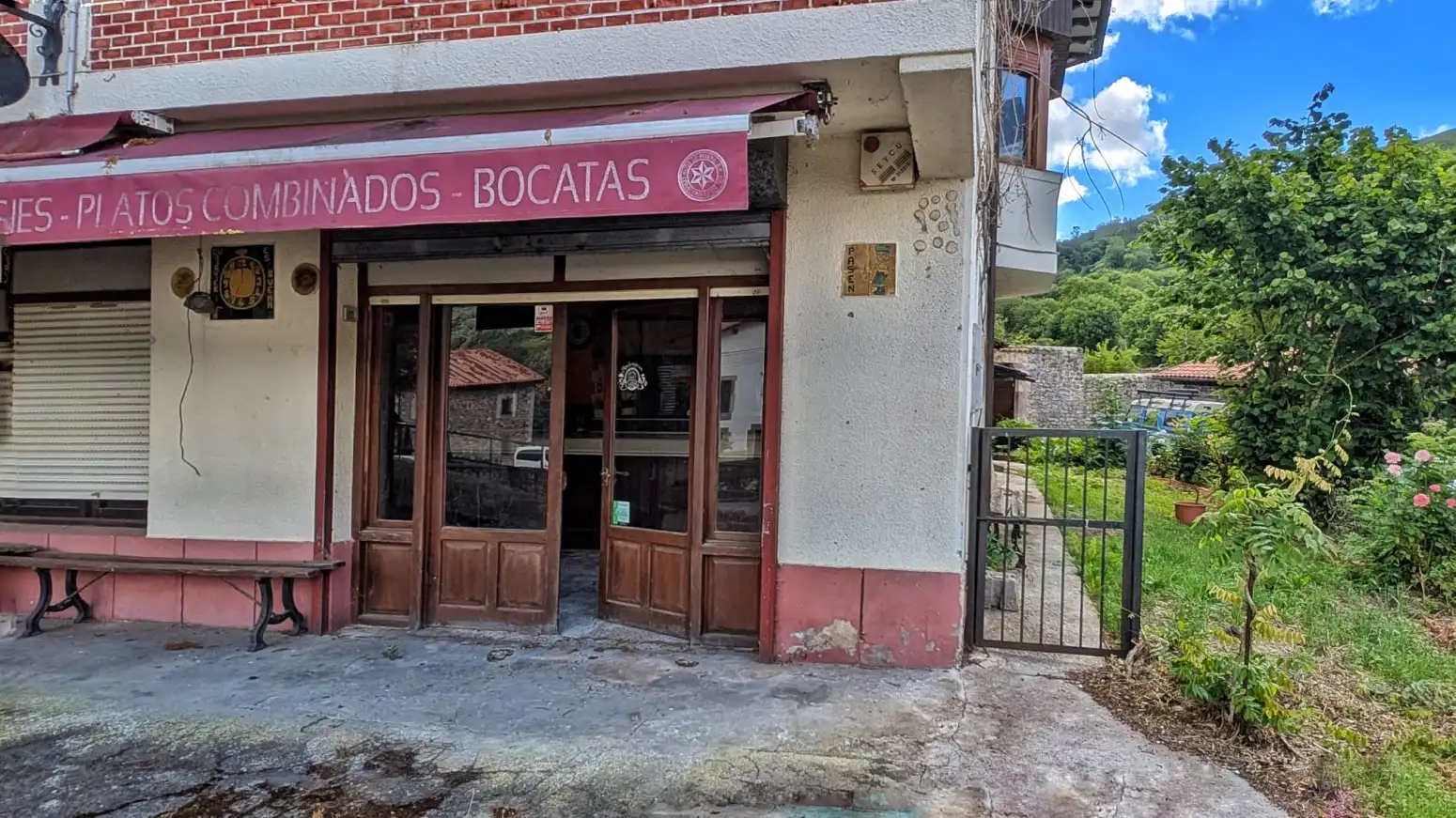 Casa o xalet en venda en Cabuérniga amb Jardí privat