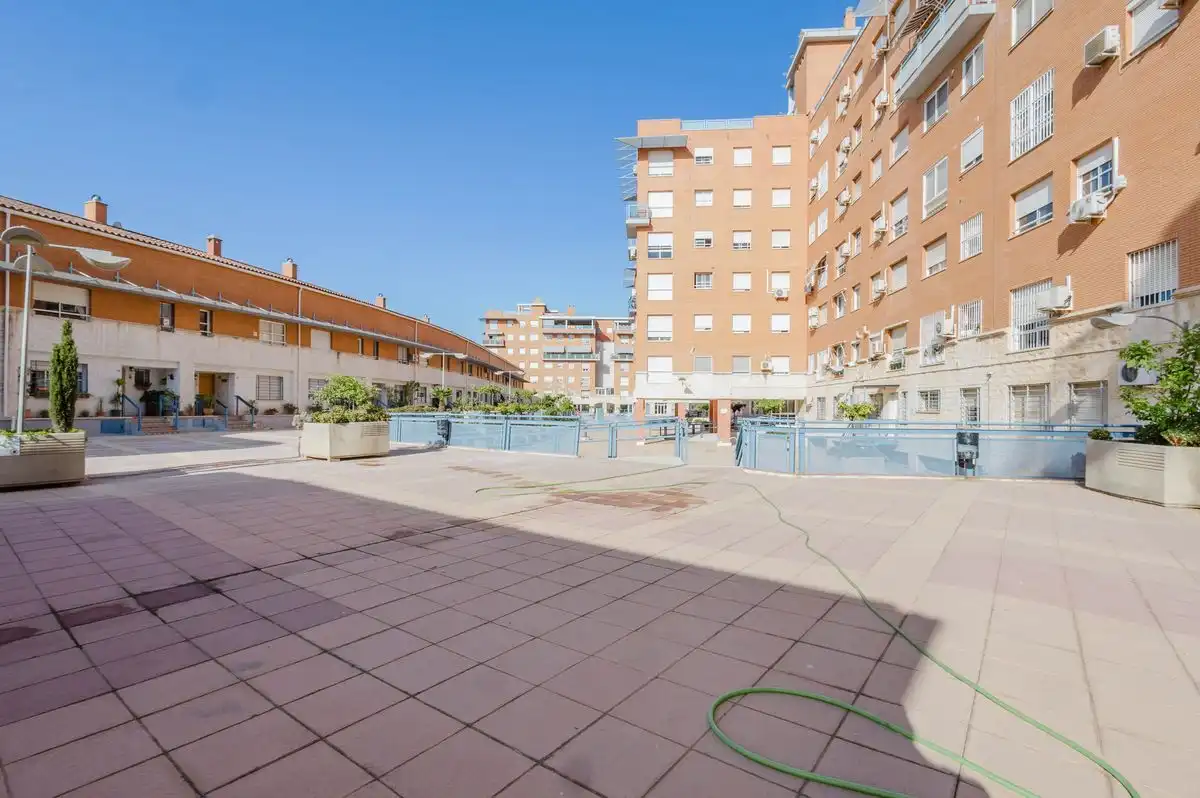 Vista exterior de Pis en venda en Málaga amb Aire condicionat, Calefacció i Piscina