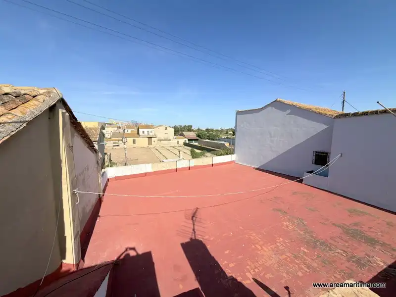 Vista exterior de Casa adosada en venta en Valencia con Trastero y Alarma