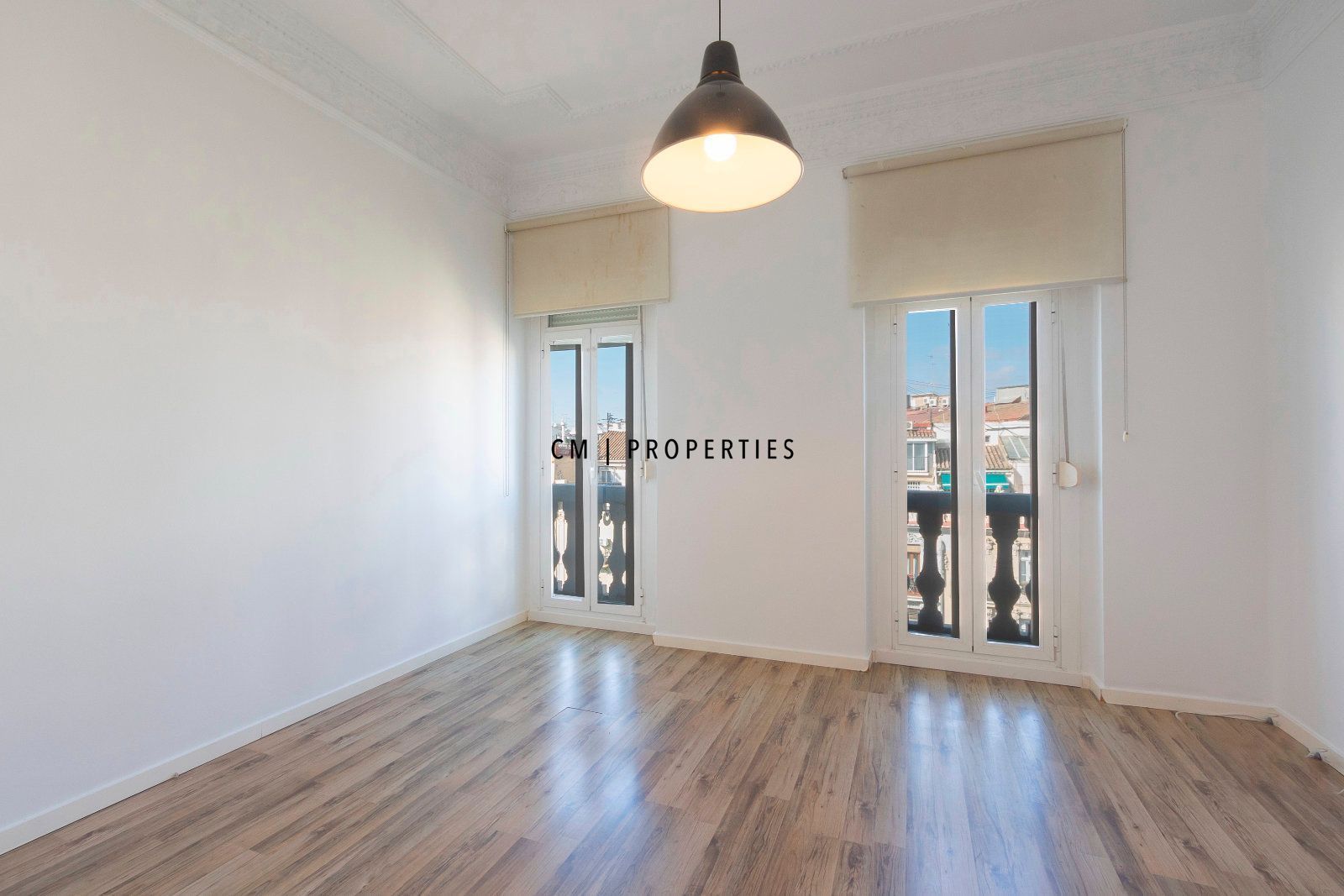 Habitación de Piso de alquiler en  Valencia Capital con Aire acondicionado, Calefacción y Terraza