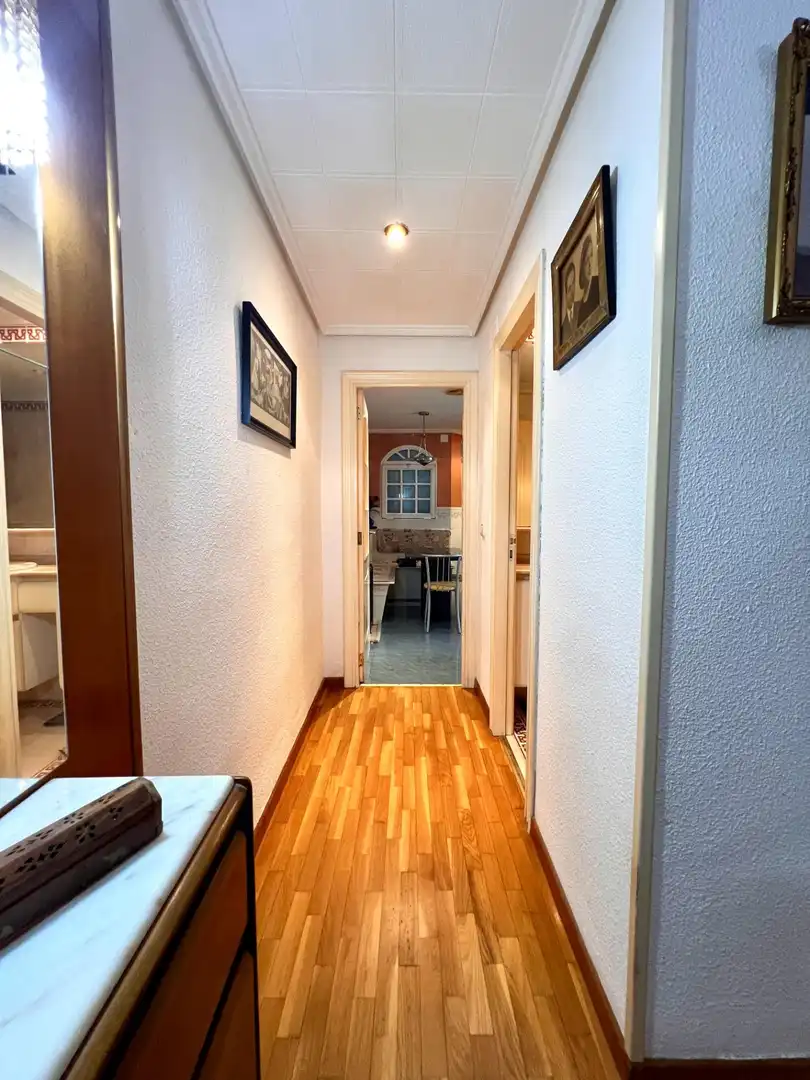 Piso en venta en Tavernes Blanques con Aire acondicionado, Calefacción y Parquet