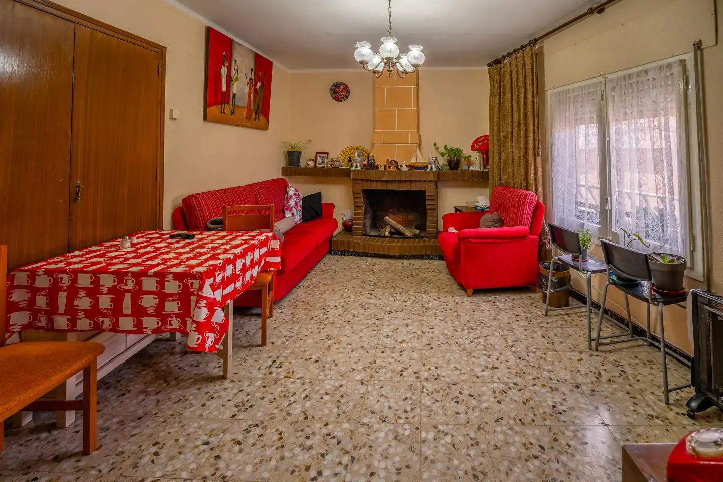 Sala d'estar de Casa o xalet en venda en Morés amb Calefacció, Terrassa i Balcó