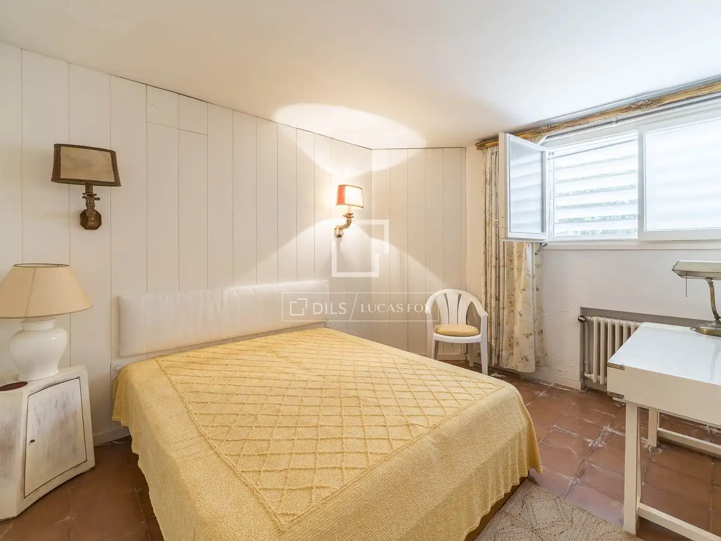 Habitación de Casa o chalet en venta en Barcelona con Calefacción, Jardín privado y Trastero
