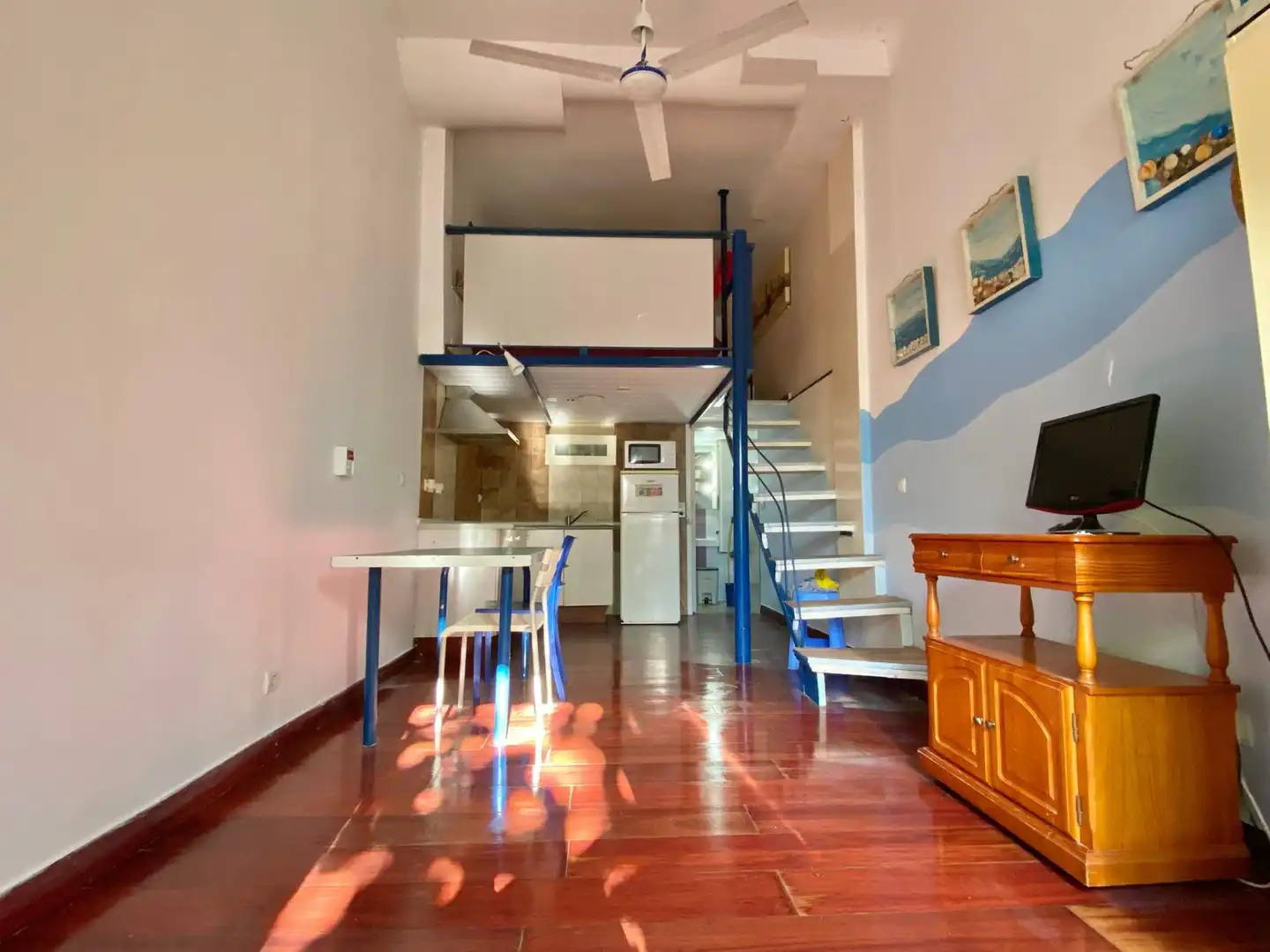 Einfamilien-Reihenhaus zum Verkauf in El Vendrell mit Klimaanlage, Heizung und Terrasse