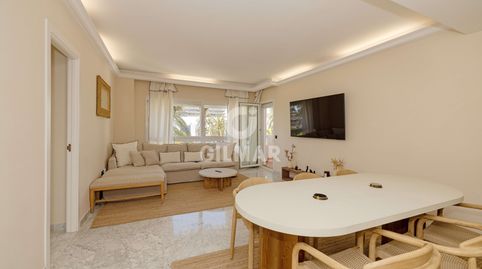 Foto 4 de Apartament en venda a Puerto Banús, Marbella