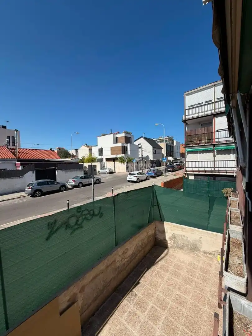 Vista exterior de Piso en venta en Madrid con Aire acondicionado, Calefacción y Terraza