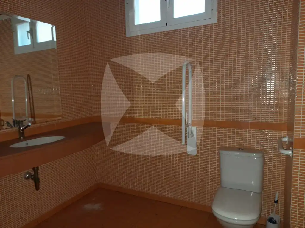 Business premises to rent in Avenida Alfonso Diaz de Bustamante y Quijano, imagen 10