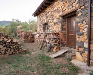 Exterior view of House or chalet for sale in Riaza